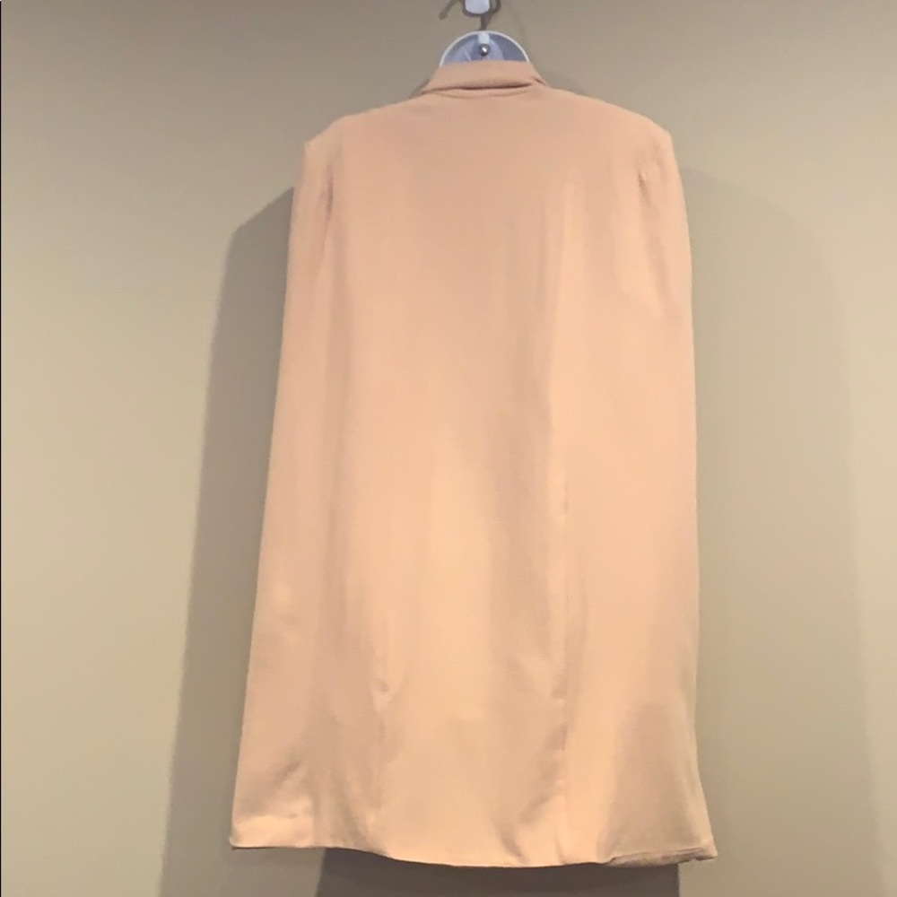 Nude cape - Picture 5 of 5